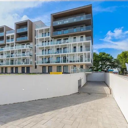 Perlowa Przystan Seaside By Renters Apartment